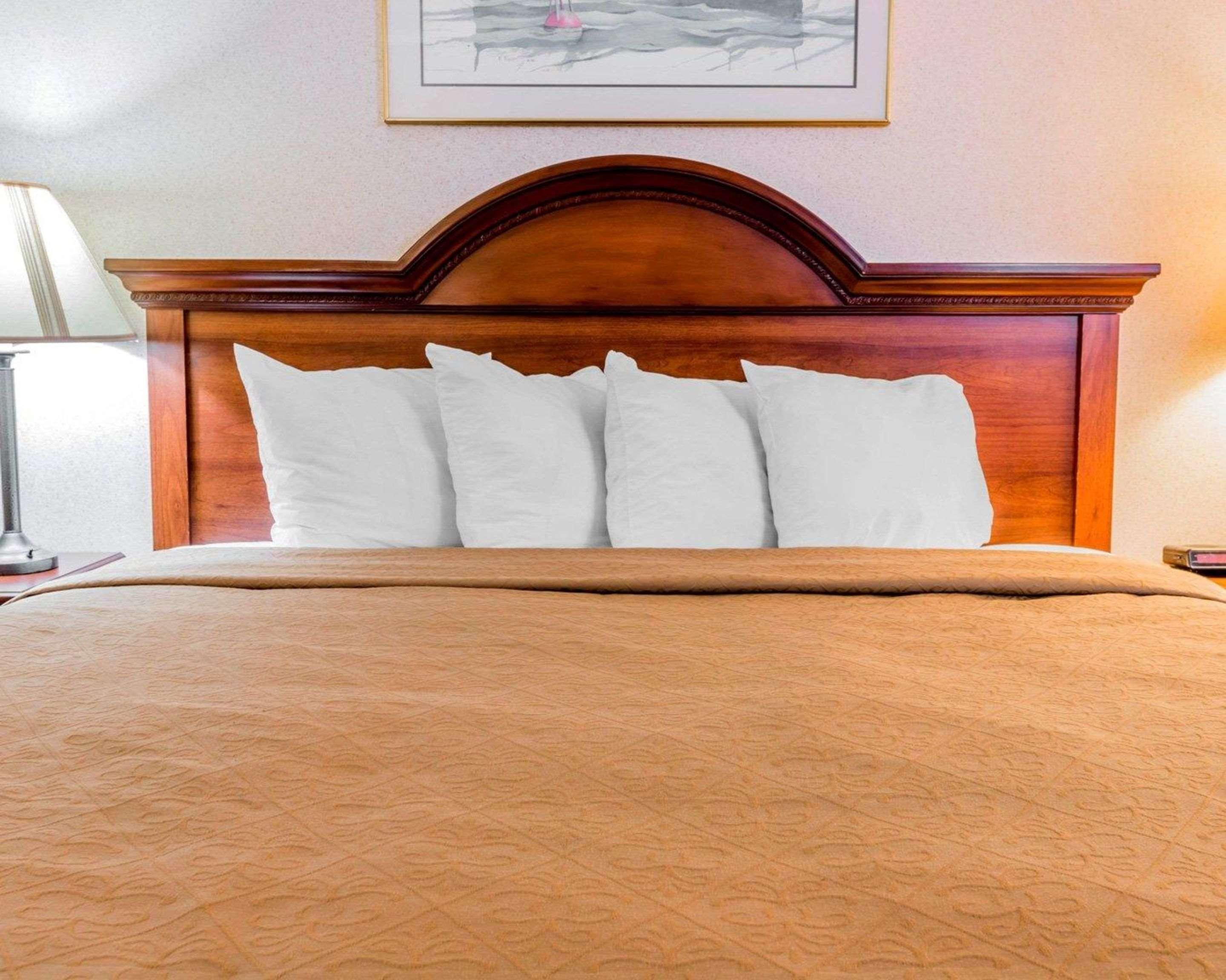 Quality Inn Grand Rapids North Walker Eksteriør bilde